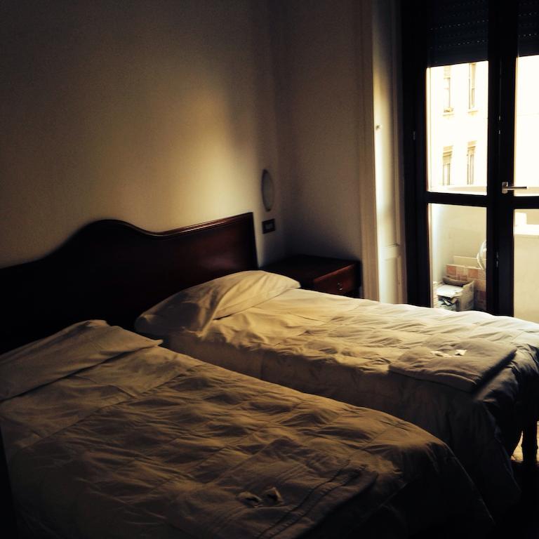 Hotel Medea Milánó Szoba fotó