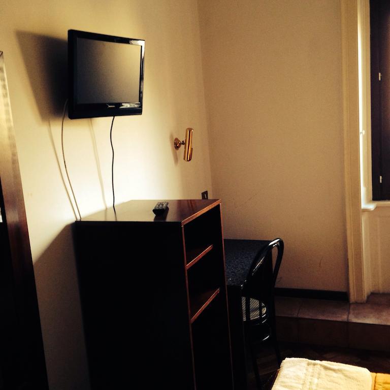 Hotel Medea Milánó Szoba fotó